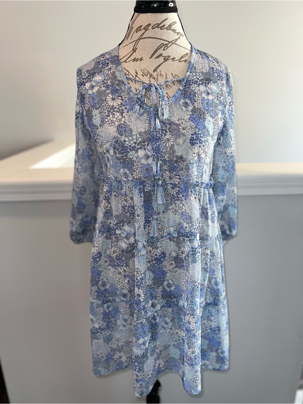 Bebop Blue Floral Boho Dress Size Small 3/4 Sleeve Tassel Tie Waist